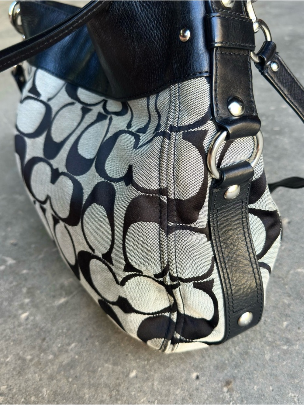 Coach Signature C Zoe Hobo Bag Black White Y2K Canvas Leather F14709 - Picture 7 of 14